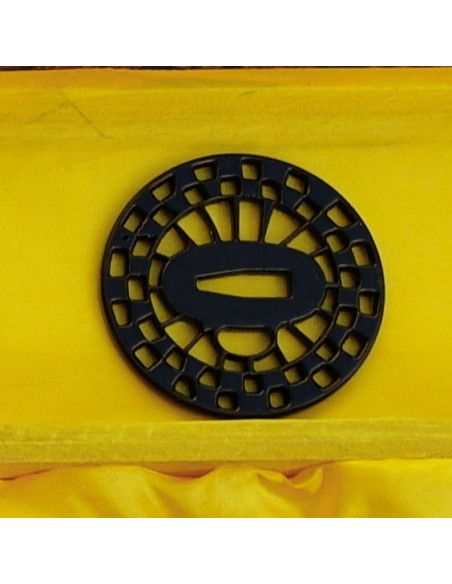 Katana carbon steel, case, tsuba, cleaning kit