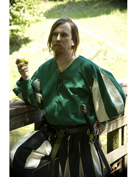 Renaissance soldier shirt, green-white