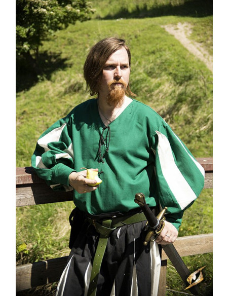 Renaissance soldier shirt, green-white