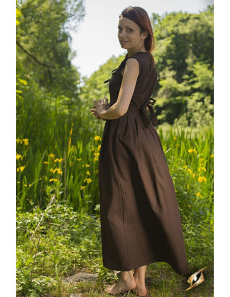 peasant medieval dress