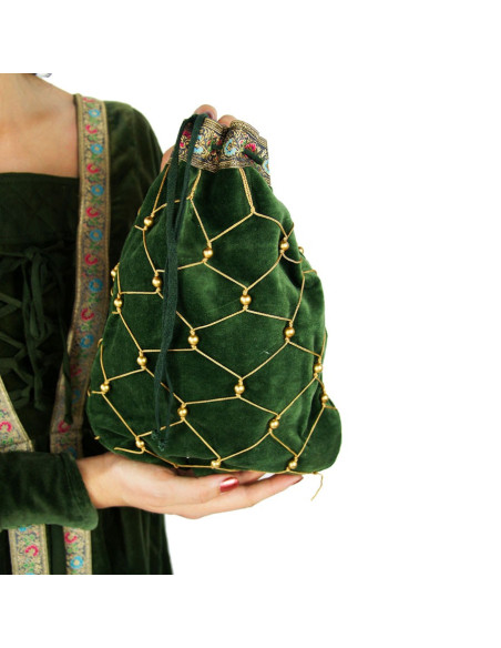 Medieval noblewoman snood bag