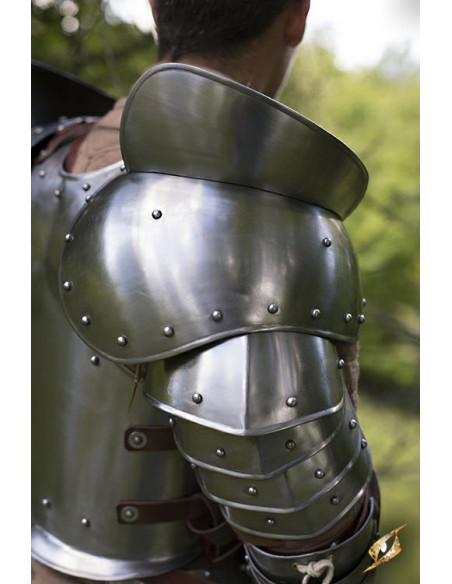 medieval warrior shoulder pads