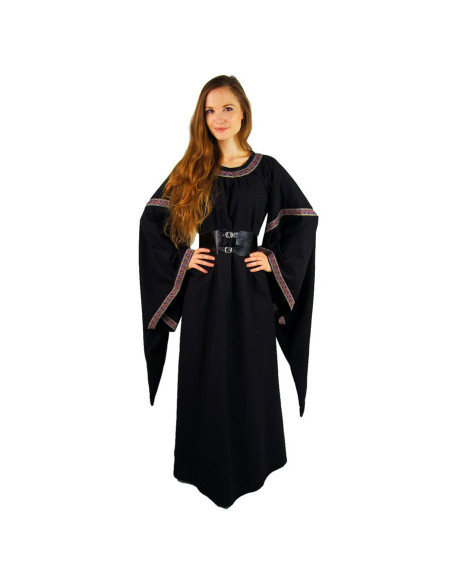 Medieval dress woman Ida