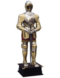 Natural silver and gold armor with engravings, garnet suit and sword in his hands