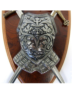 Armor Set with Breastplate and 2 Swords 2