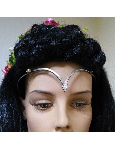 Tiara with crystal pearls