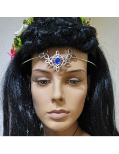 Tiara with crystal pearls