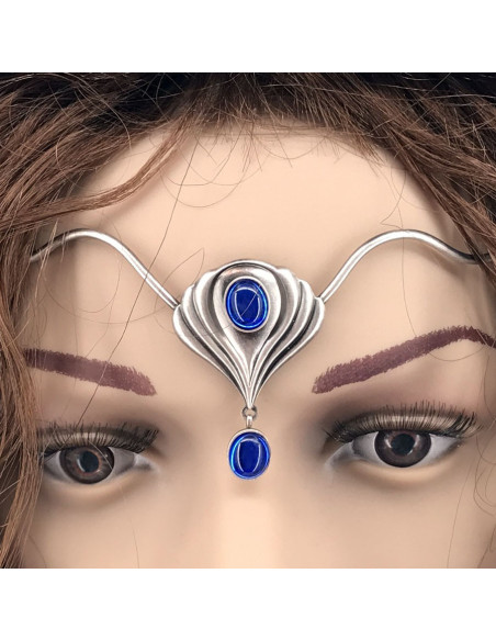 Tiara with crystal pearls