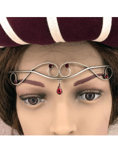 Tiara with crystal pearls