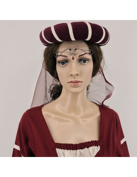 Tiara with crystal pearls Tiara with crystal pearls