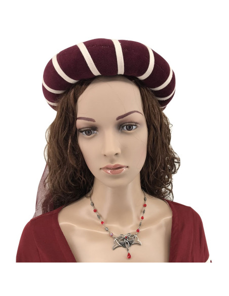 Pendant with crystal pearls