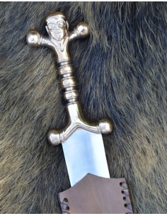Celtic dagger with leather sheath