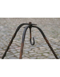 hand forged tripod 2