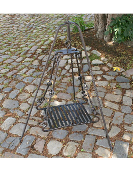 Grill for medieval Tripod