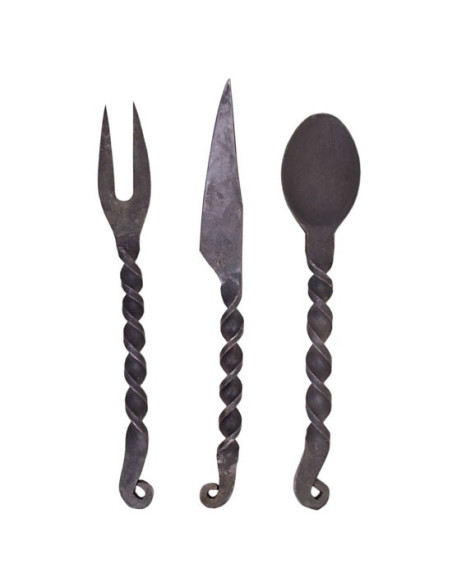 Medieval cutlery with cover