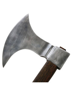 medieval hunter ax 2