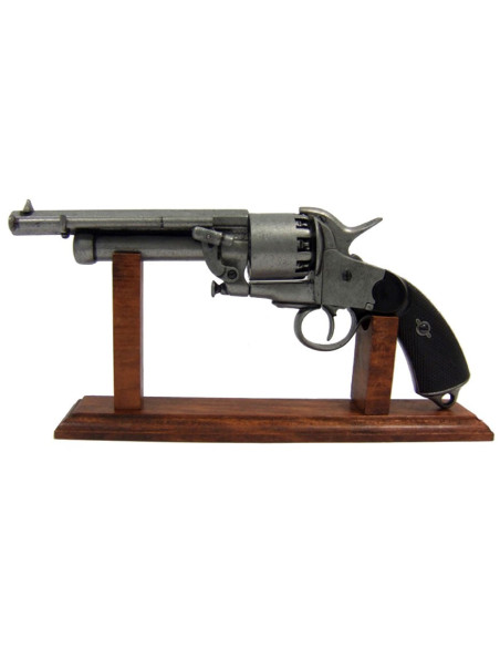 Wooden support for revolvers