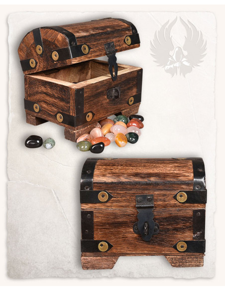 Medieval chest with colored stones (10x7 cms.) Medieval chest with colored stones (10x7 cms.)
