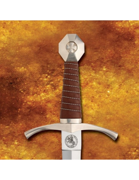 Functional Accolade Dagger (66 cms.)