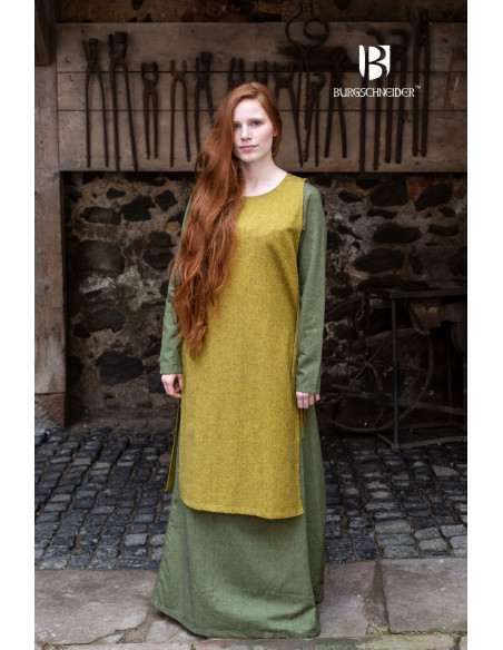 Medieval Woman's Surcoat Haithabu Mustard