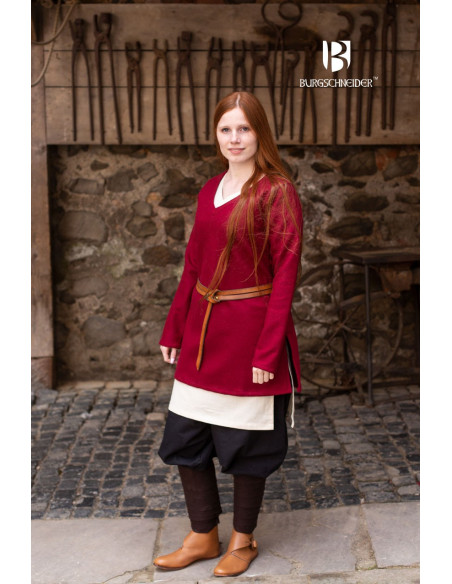 Medieval Tunic Hyria Red in Wool