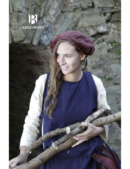 medieval beret woman