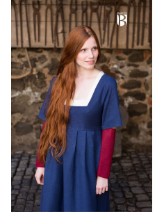 Frida Arm Warmers Sleeves in Red