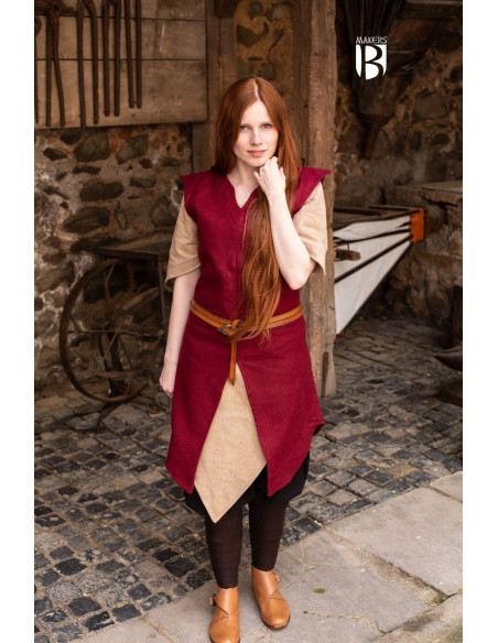 Meril women's tunic, red wool