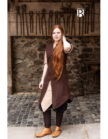 Meril women's tunic, brown wool