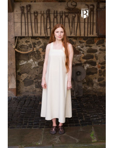 Metta medieval nightgown