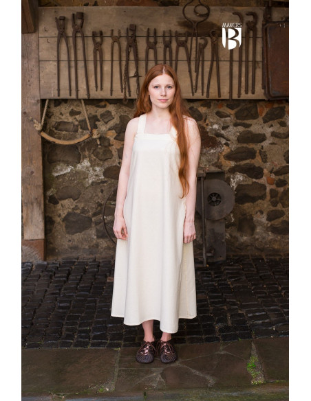 Metta medieval nightgown
