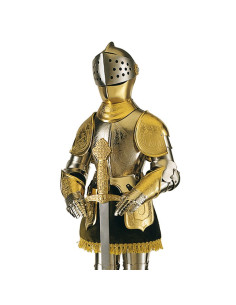 Marto engraved armor, 61 cms.