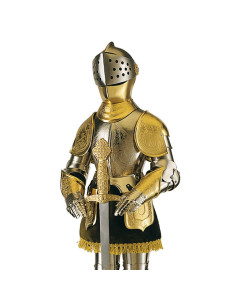 Marto engraved armor, 61 cms. 2