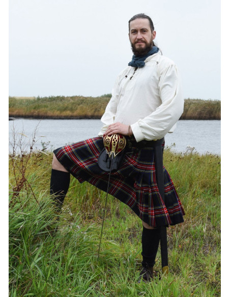 Kilt 8 yard Stewart tartan