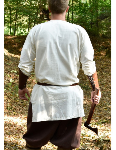White medieval tunic, Gunther