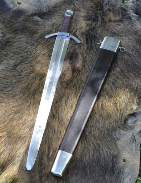 One-handed medieval sword, broad blade