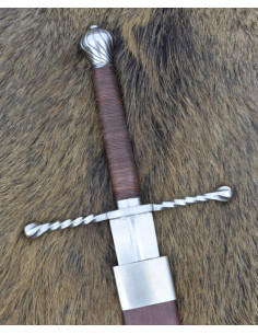 Bastard sword with scabbard, functional 2