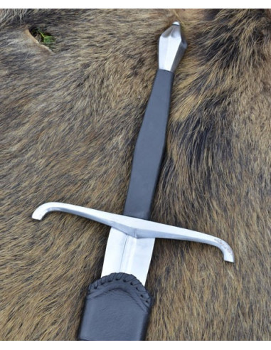 Italian hand and a half sword