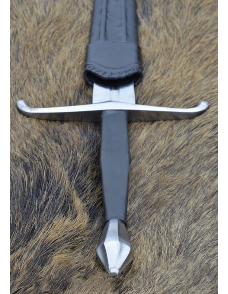 Italian hand and a half sword