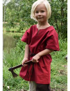 Medieval tunic child, Linus