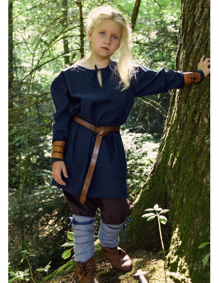 Medieval Twisted Winingas for children