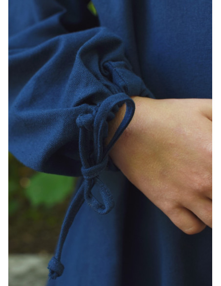 Ana blue Viking dress, girl