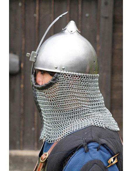 Persian helmet with chain mail