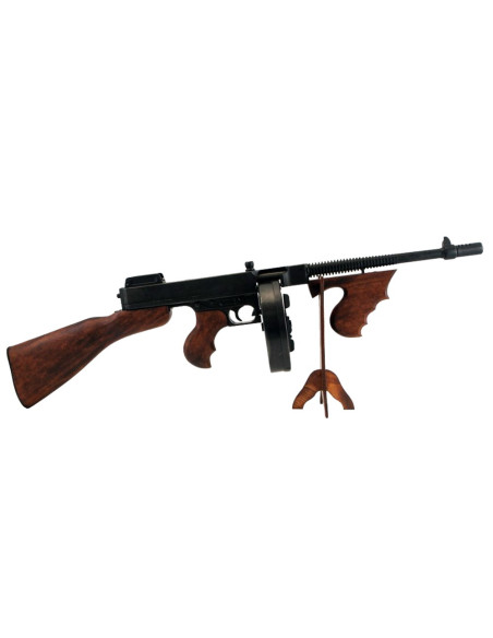 Wooden desktop support for rifles