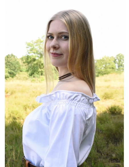 White long-sleeved medieval blouse,... White long-sleeved medieval blouse,...