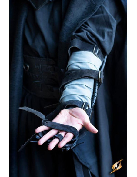 Claw Assassin Armlet, left arm (1 unit)