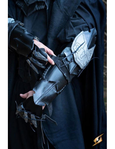 Claw Assassin Armlet, left arm (1 unit)