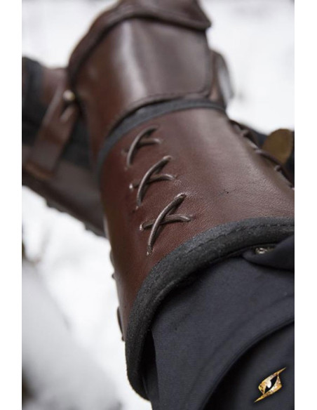 Leather gauntlet, left arm (1 ct.)