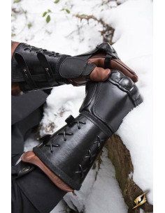 Leather gauntlet, left arm (1 ct.)
