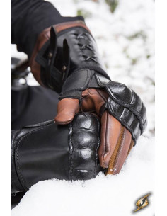 Leather gauntlet, left arm (1 ct.) 2